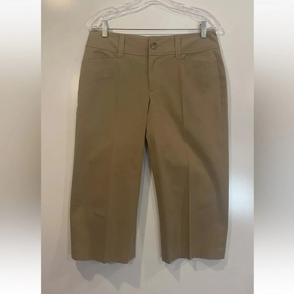 Banana Republic Beige Khaki Capris Crop Pants‎ Womens Size 6 (737) - Picture 1 of 5